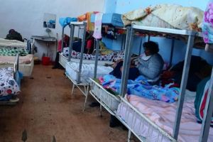 Donează pături şi haine groase pentru oamenii străzii care vin la adăpostul de iarnă din Timişoara