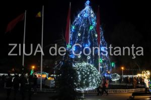 Primaria a eliberat autorizatiile. Cine asigura iluminatul in Oraselul Copiilor si in Piata Ovidiu