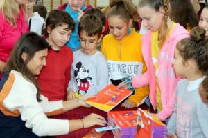 Galerie Foto: Diana Bulimar, pledoarie pentru importanţa lecturii