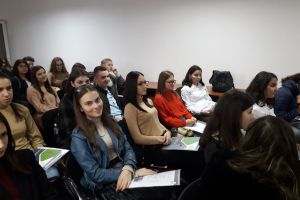 Oportunităţi de carieră prezentate elevilor de la Colegiul Naţional ”A.T.Laurian”