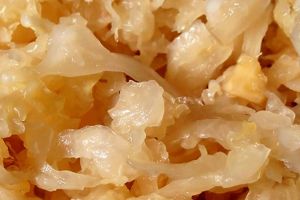 Verze murate cu gutui