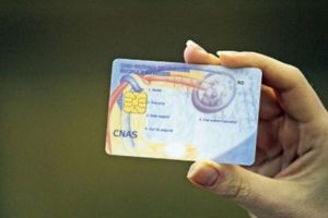 CNAS reia tipărirea de carduri europene de sănătate şi pentru sibieni