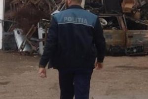 Acţiune de amploare cu zeci de poliţişti la centrele de colectare a fierului vechi