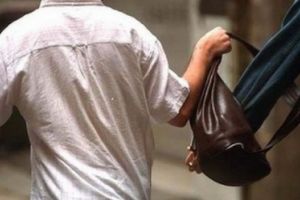 Două tâlhării în Alexandria, în interval de o oră