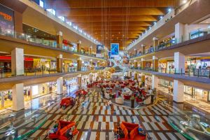 Weekend de poveste pentru copii, la cel mai mare centru comercial din Timişoara