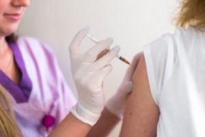 Vaccinarea GRATUITĂ împotriva HPV începe în ianuarie 2020'