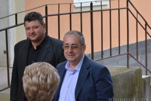 PLUS Beiuş cere demisia sau demiterea viceprimarului trimis în judecată de DNA Oradea. Vezi ce răspunde Ovidiu Dăescu!