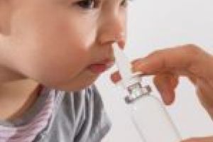 Vaccinul antigripal sub formă de spray nazal  – inovaţia care ţine înţepăturile şi viruşii la distanţă