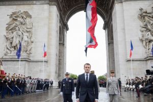 Tentativa de asasinare a presedintelui Emmanuel Macron. Sase suspecti au fost retinuti