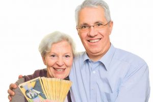 Scade vârsta de pensionare în România – Noi reguli intră în vigoare duminică