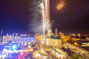 Tu ce faci de Revelion? Pentru cei nehotărâţi, BIHOREANUL prezintă câteva opţiuni