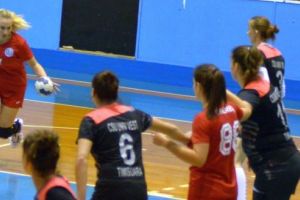 Handbalistele CSM trec victorioase linia de sosire