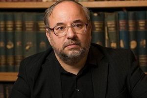 Simpozion despre literatură, memorie şi identitate