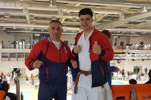 E fiul politistului erou Aurelian Colis:  Tanarul Petre Colis concureaza la Campionatul Mondial de Karate Kyokushin din Japonia (galerie foto + document)
