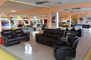 Lichidare de stoc la Romeur Home Concept: Poţi să-ţi cumperi, cu reduceri de până la 70%, mobilă de calitate produsă în România, Germania, Polonia şi Turcia (FOTO)