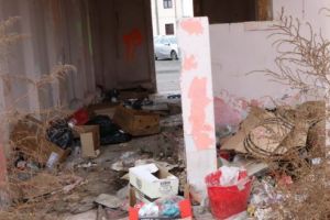 FOTO: Zona Gării Mari din Târgu-Mureş. Mizeria de la poarta oraşului!