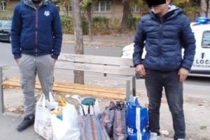 Doi sirieni prinşi de poliţiştii locali, pe malul Begăi. Încercau să ajungă în Germania