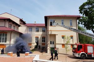 Amplu exerciţiu pentru gestionarea unor situaţii în caz de urgenţă, marţi, în municipiul Botoşani