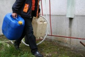 Tânăr bănuit de comiterea mai multor furturi pe raza judeţului, reţinut de oamenii legii