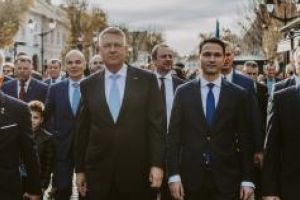 Klaus Iohannis, in dialog cu cetatenii: Nimeni nu a reusit sa-i ingenuncheze pe romani si PSD in veci pururi nu va reusi