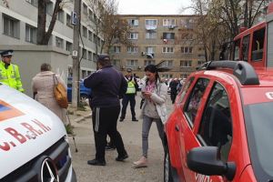 Şocant! Doi copii şi o tânără au murit după o dezinsecţie într-un bloc din Timişoara