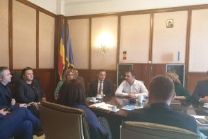 Daniel Suciu, invitaţie la dezbatere: Curaj, domnule ministru! Replica premierului Ludovic Orban