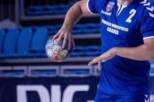 Prima înfrângere pentru handbaliştii de la CSM Oradea: 30-34 la Sânnicolau Mare