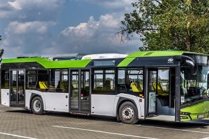 FOTO. Primarul Kereskenyi a semnat contractul! Încă 11 autobuze hibrid vor sosi la Satu Mare