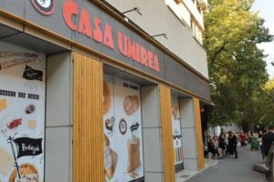 Tot ce-i românesc nu piere. Se închide!