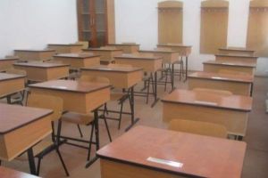 “E nevoie de oameni cu orizontul limitat” – revolta unei profesoare după reducerea numărului de ore