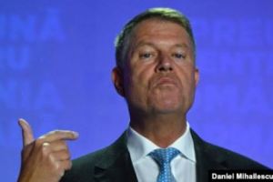 Jurnalistii il boicoteaza pe Iohannis, dupa ce a refuzat sa accepte o parte din presa la marea 