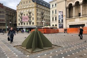 Bradul de Crăciun vine anul ăsta din Timiş. Va fi montat la finele săptămânii