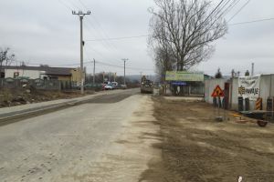 Din 20 noiembrie, Primăria Alba Iulia demarează lucrările de asfaltare pe strada Victoriei din cartierul Oarda de Jos