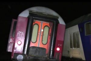 Locomotiva unui tren internaţional a deraiat! Trafic feroviar blocat în judeţul Arad