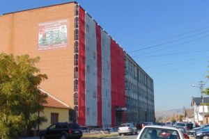 Afaceri imobiliare cu blazon la Sebeş. Renumita fabrică „Căprioara“ (Capris) se transformă, pas cu pas, în reşedinţă de lux, cu 2, 3, şi 4 apartamente