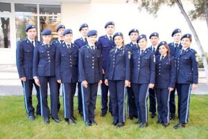 FOTO, SONDAJ: Balul Bobocilor 2019 la Colegiul Militar Liceal „Mihai Viteazul” din Alba Iulia, în 22 noiembrie. Votează-ţi bobocii favoriţi intraţi în lupta pentru Miss şi Mister