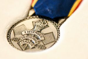 Preşedinte Klaus Iohannis a conferit Muzeului Ţării Crişurilor Medalia Aniversară 