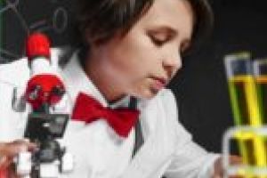 Stăpânii elementelor! Micii chimişti din vestul ţării se întrec la concursul interjudeţean „Memorial Octavian Larionescu”