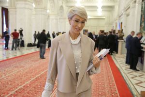 After–school generalizat şi masă caldă în şcoli, finanţate cu bani europeni