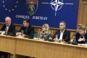 Aparatură nouă în spitale din Argeş