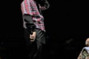 FOTO. „Smiley faces” peste tot! Bucurii şi stări de tot felul la un concert bazat pe un alt concept