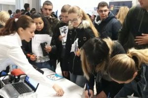 Târg de cariere pentru studenţi şi absolvenţi