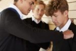 Paza în şcolile din Caransebeş, cartoful fierbinte din mâna directorilor de liceu