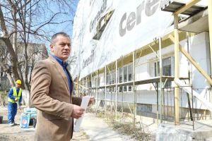 Probleme în bloc: Din 120 de blocuri înscrise în programul de reabilitare termică, doar unul a reuşit să atragă constructor