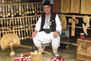 Zestrea vie românească, la Biblioteca Judeţeană