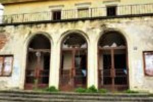 Cinematograf 4K pe marginea şanţului! Se îngroapă milioane de euro!