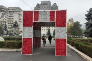 Dobre a grabit impodobirea Ploiestiului, poate-poate ii convinge pe ploiesteni sa voteze cu Iohannis