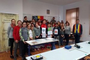 FOTO: A luat fiinţă Cercul Cultul Eroilor la Școala Gimnazială „Ioan Mihu” din Vinerea