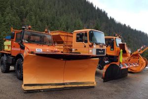 FOTO Ne pregătim de iarnă – Câte provizii de sare şi câte utilaje pentru deszăpezire avem în Sibiu