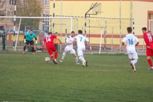 Vineri, ora 14.00, Avântul Reghin – Industria Galda | Probleme majore de efectiv şi ameninţarea retrogradării pentru penultima clasată